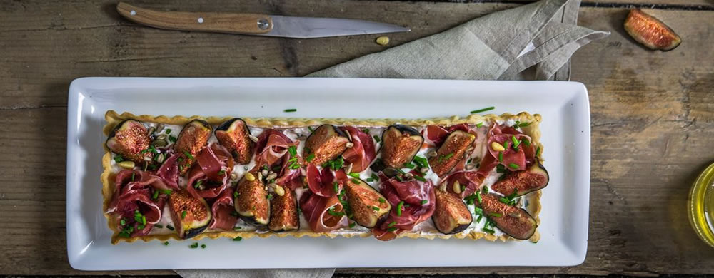 La recette de la tarte figues, brique de brebis et miel