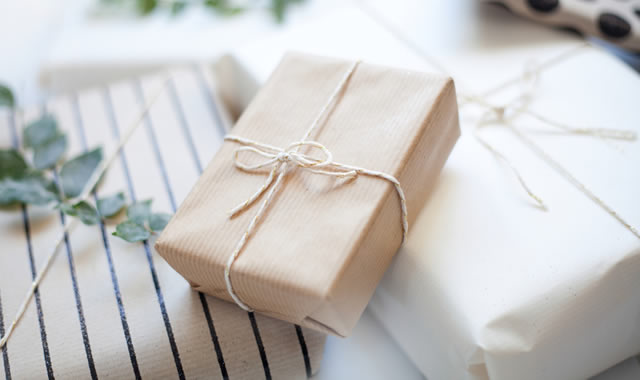 5 idées cadeaux de mauvais goût pour une naissance